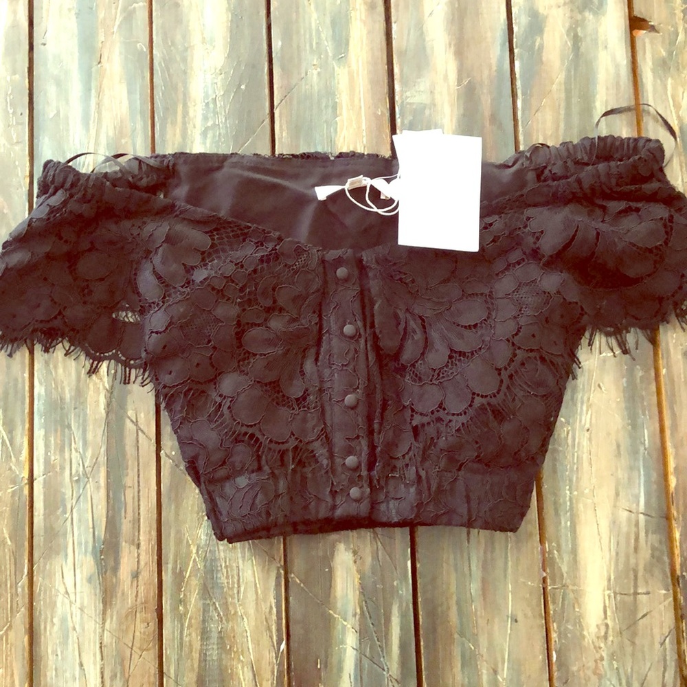 Sexy lace off the shoulder cropped blouse small